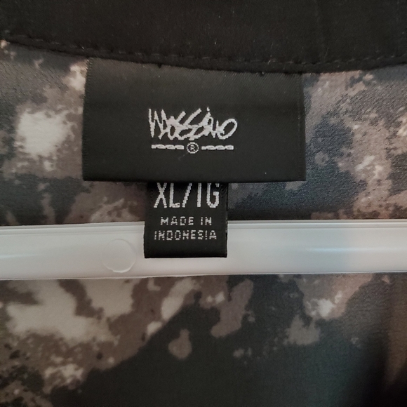 Mossimo Shear blouse - Picture 3 of 4